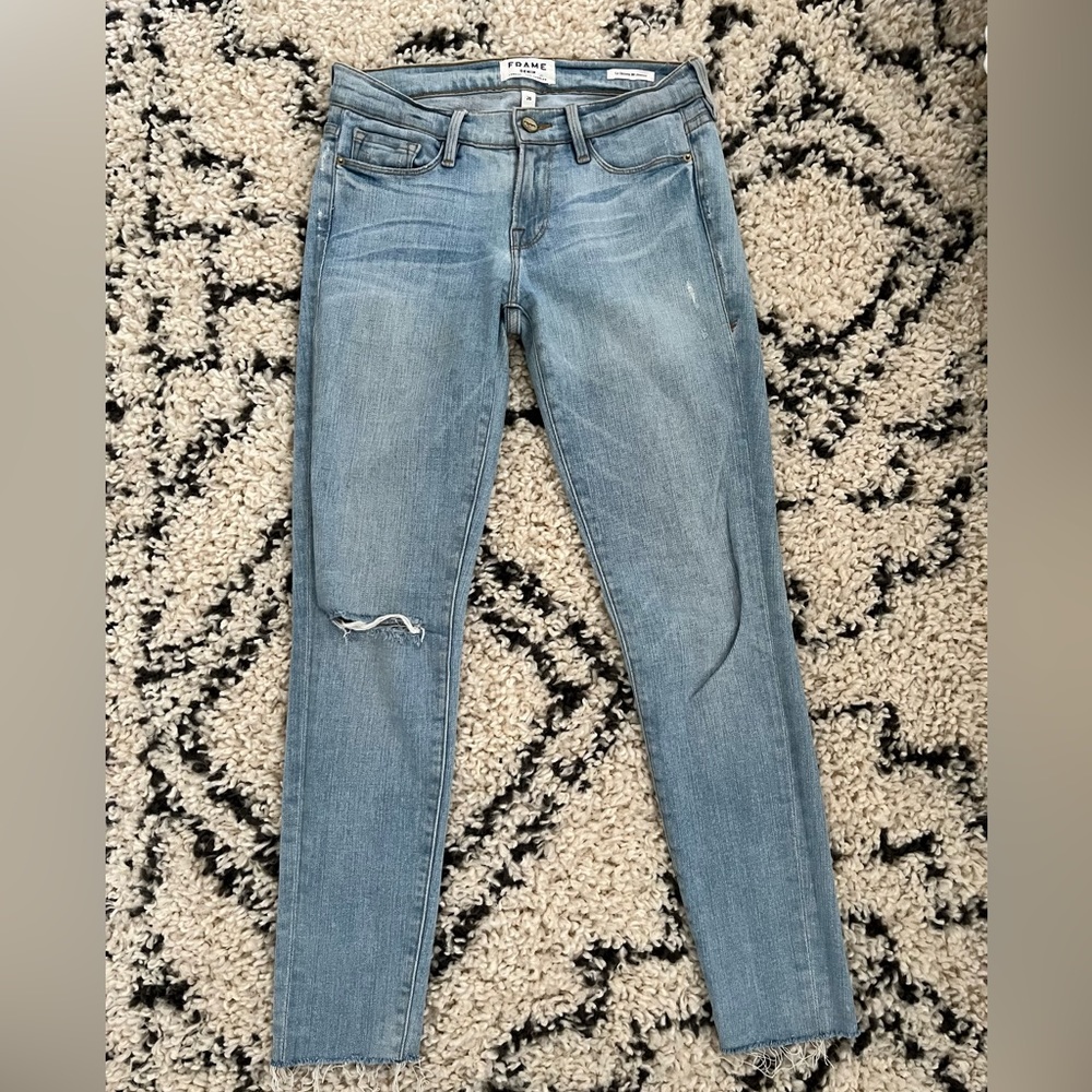 FRAME Le Skinny de Jeanne